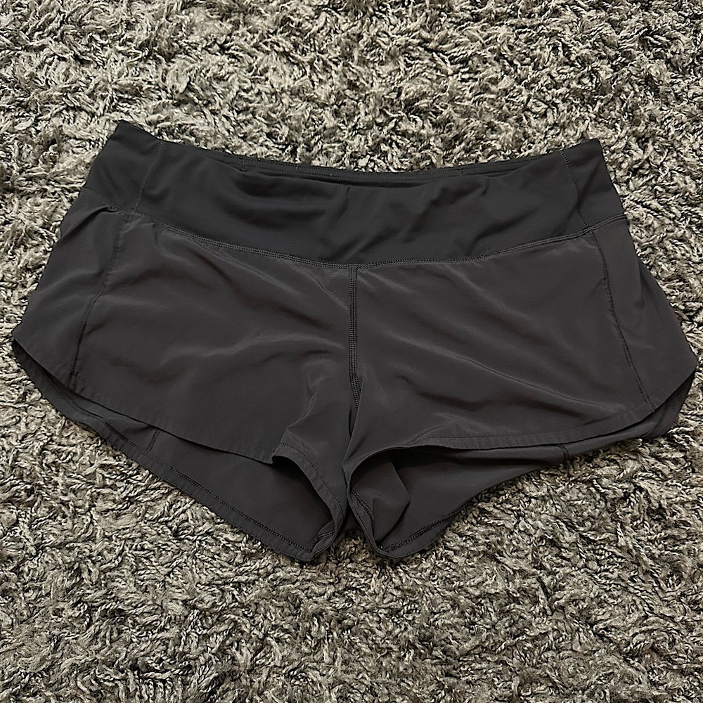 Lululemon speed up shorts mid rise
